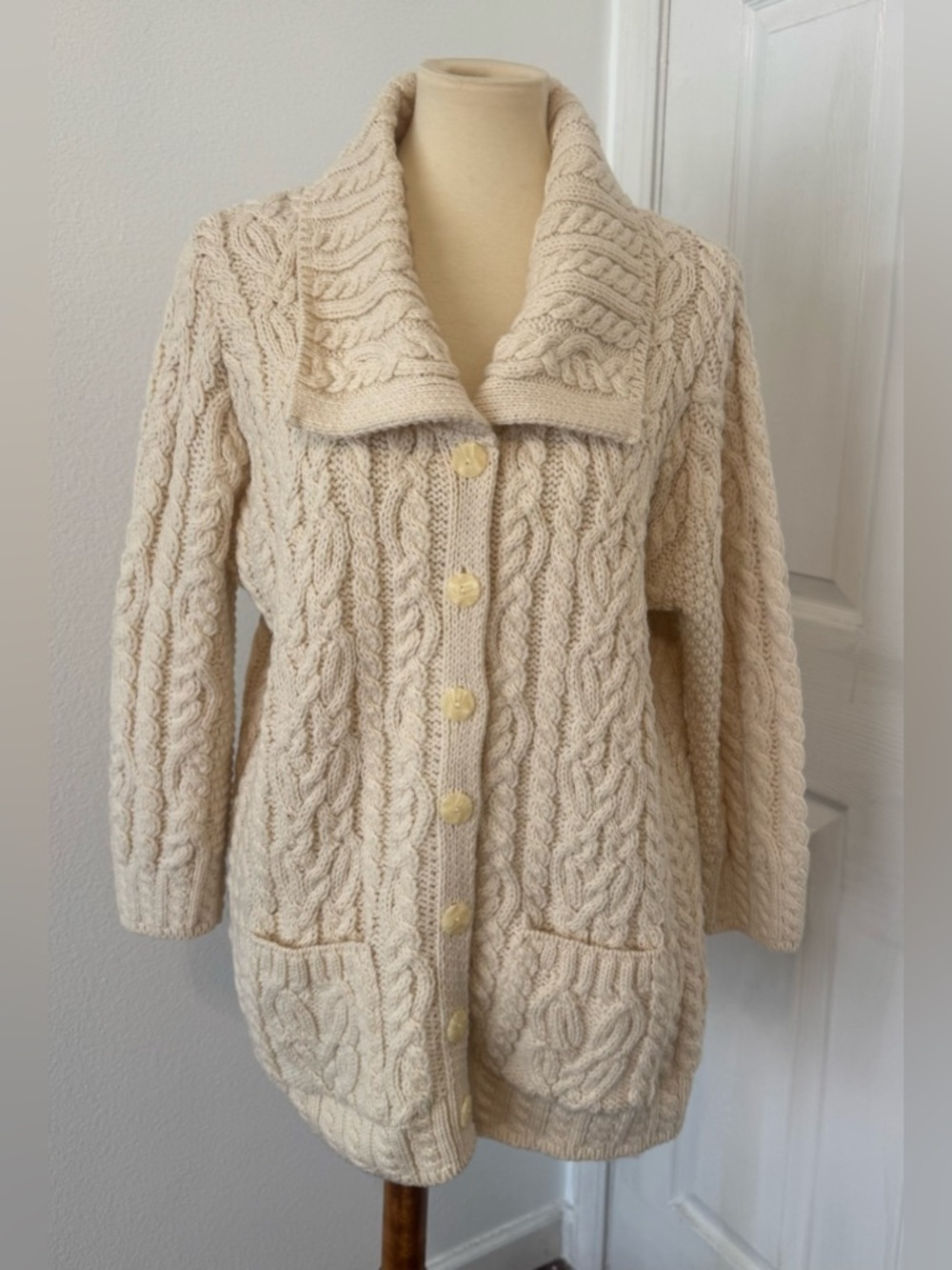 Aran Crafts Chunky Knit Cardigan Cream Cable Knit Merino Wool Size Large